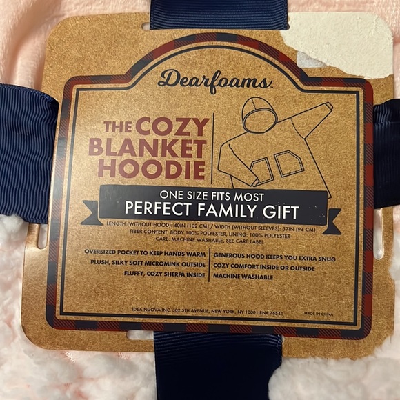 Pink and White Blanket Hoodie - Picture 2 of 3